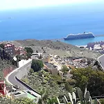 Alessia With Jacuzzi ,garden & Swimming Pool Santa Cruz de Tenerife