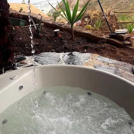 Alessia With Jacuzzi ,garden & Swimming Pool *