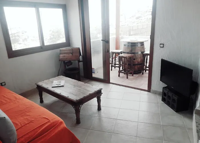 Alessia With Jacuzzi ,garden & Swimming Pool Vakantiehuis Santa Cruz de Tenerife