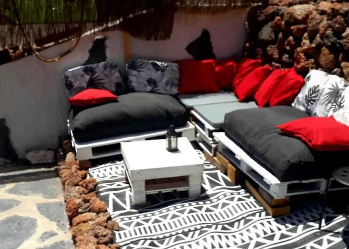 Alessia With Jacuzzi ,garden & Swimming Pool Santa Cruz de Tenerife